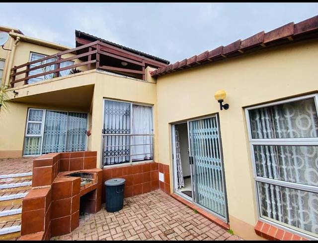 3 BEDROOM TOWNHOUSE FOR SALE IN MARGATE